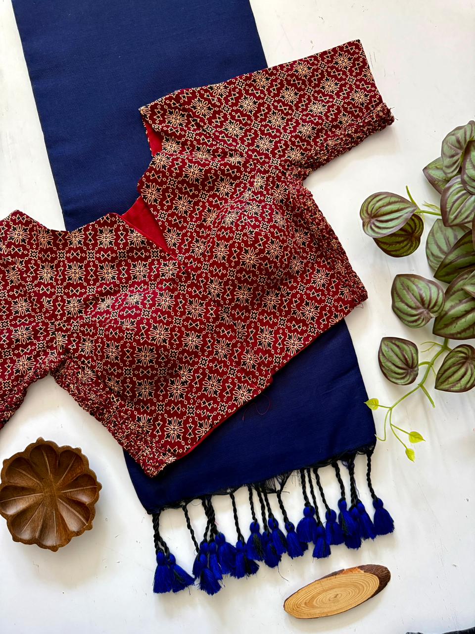 Elegant N Blue Handloom Cotton Saree With Stretchable Designer Ready Blouse