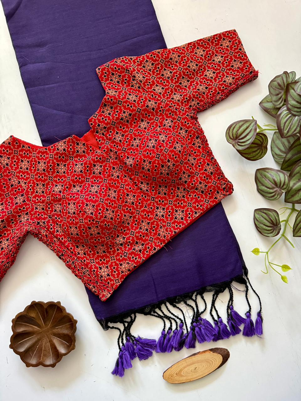 Beautiful Purple Handloom Cotton Saree With Stretchable Party Wear Blouse